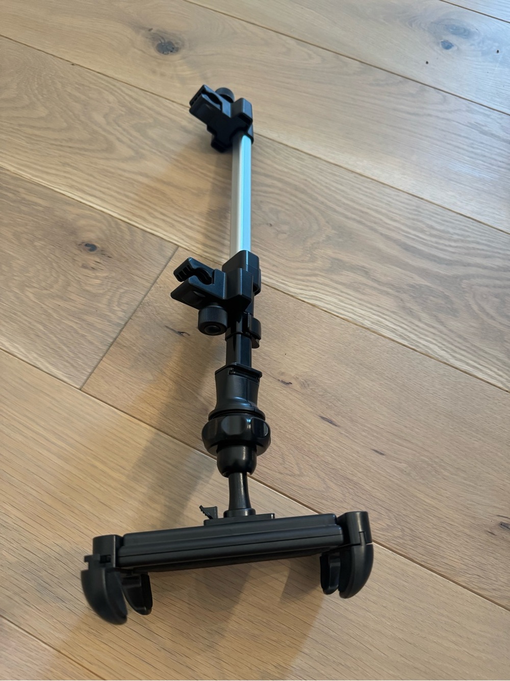Macally headrest mount for car